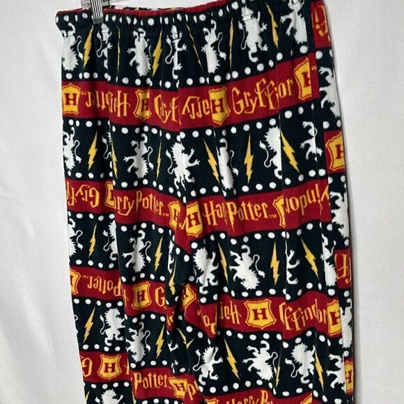 Harry Potter Gryffindor Pajama Pants. Size Medium. - Picture 5 of 6